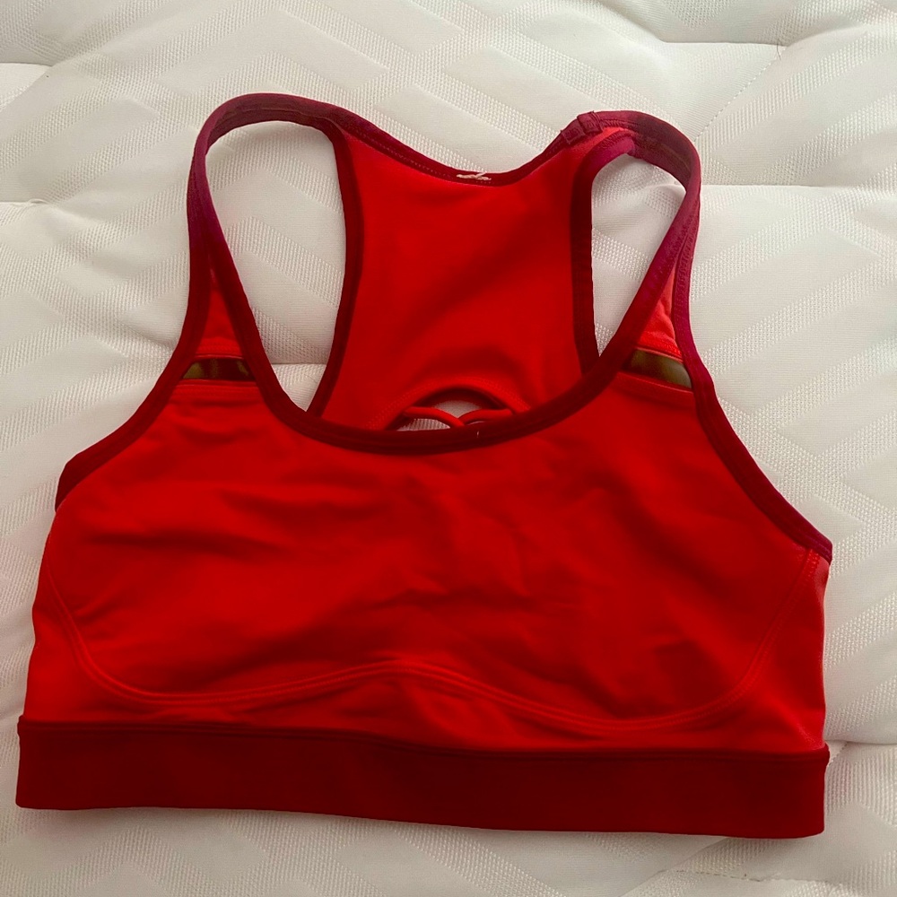 Lululemon size 2 sports bra